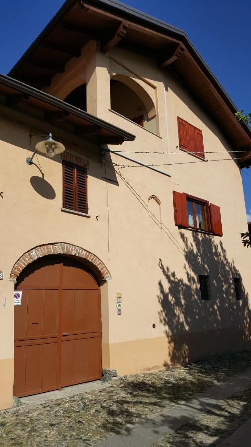 La Taverna Di Tony Bed & Breakfast Montalto Dora Ngoại thất bức ảnh